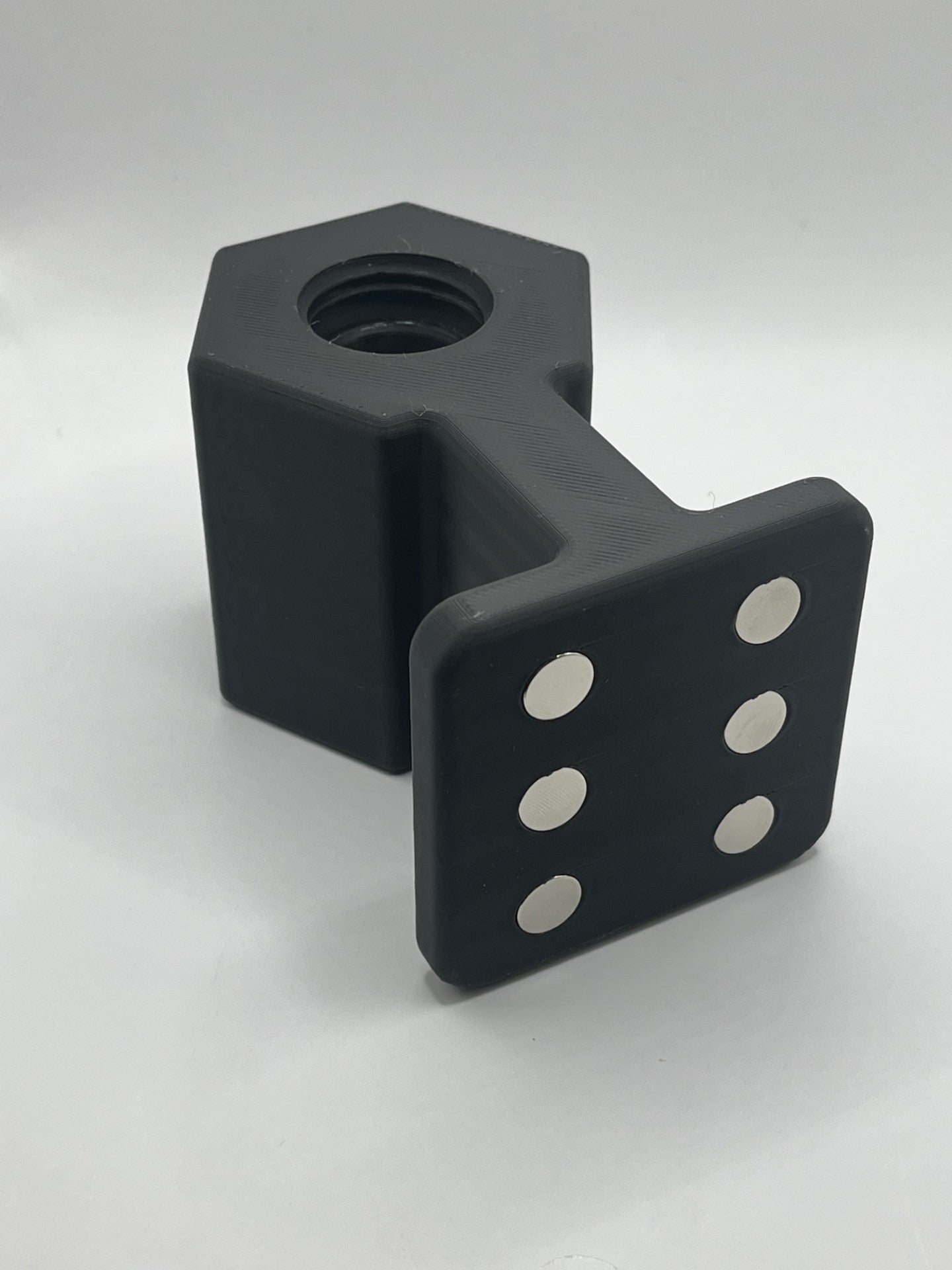 Magnetic funnel drain Rack with bottle threads/ Tool Box Or Lift