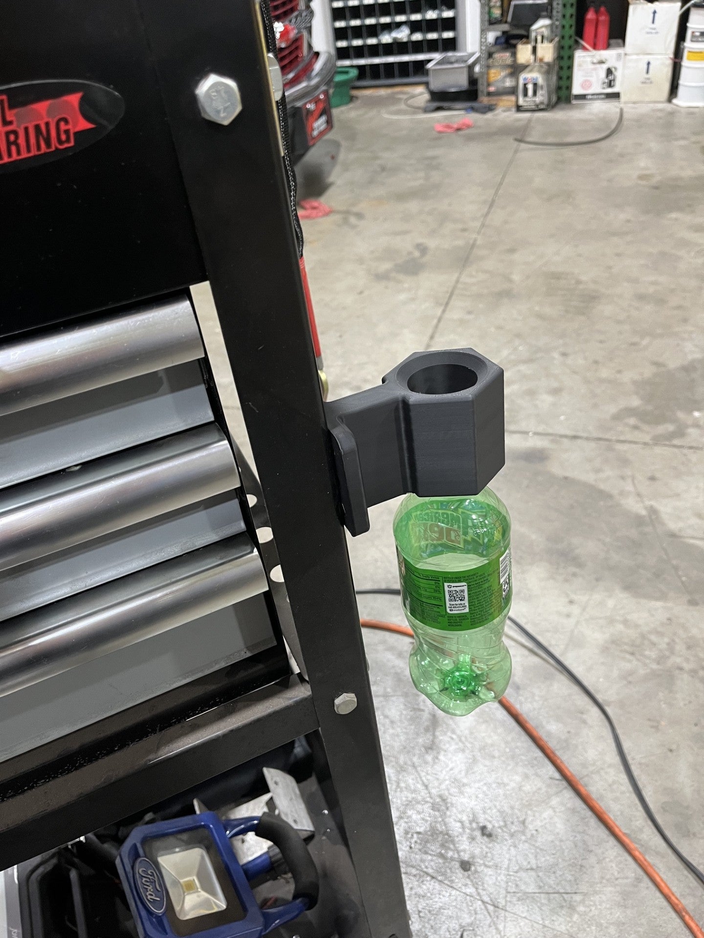 Magnetic funnel drain Rack with bottle threads/ Tool Box Or Lift
