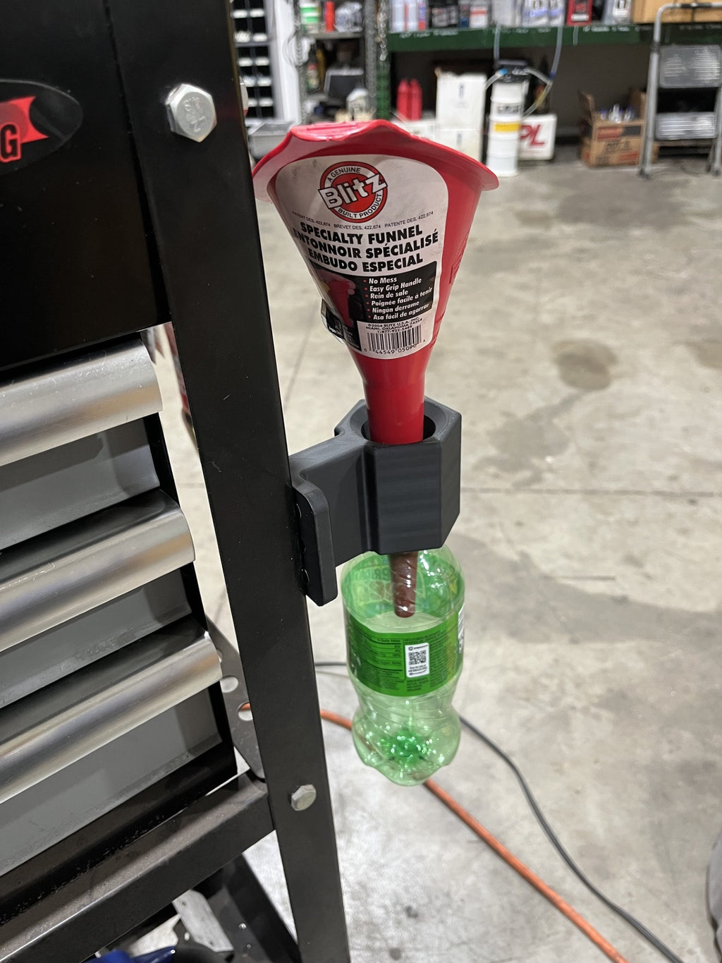 Magnetic funnel drain Rack with bottle threads/ Tool Box Or Lift